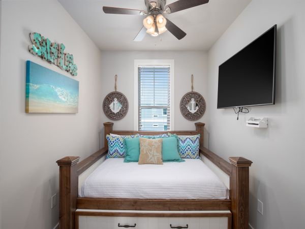 Ultimate Beachfront Retreat with Private Pool in Navarre Beach
