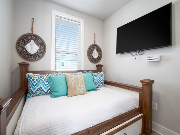 Ultimate Beachfront Retreat with Private Pool in Navarre Beach