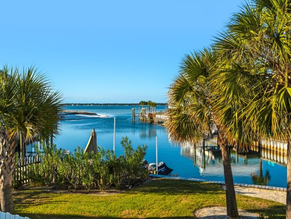 Navarre Beach Gulf View Six Bedroom Vacation Home