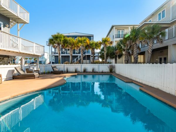 Navarre Beach Gulf View Six Bedroom Vacation Home