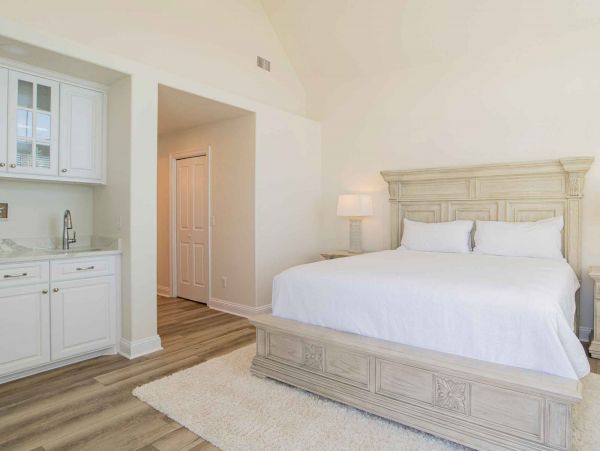 Charming Beachfront Vacation Rental in Navarre Beach