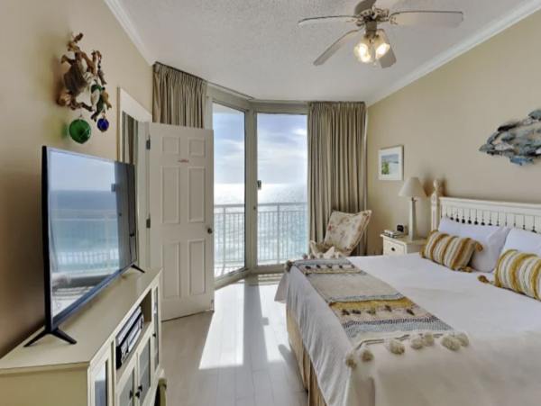 Navarre Beach Vacation Rental - Gulf Front Condo with Balcony