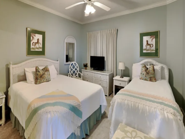 Navarre Beach Vacation Rental - Gulf Front Condo with Balcony