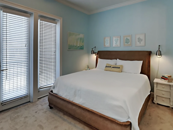 Beach Beauty Four Bedrooms Sleeps Nine Guests.