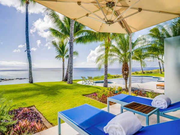 Seven Bedroom Oceanfront Luxury Vacation Estate in Kapalua