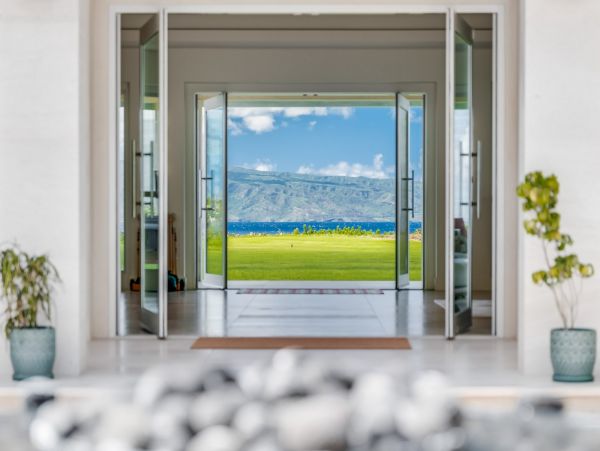 Seven Bedroom Oceanfront Luxury Vacation Estate in Kapalua