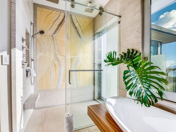 Seven Bedroom Oceanfront Luxury Vacation Estate in Kapalua