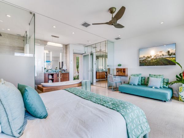 Seven Bedroom Oceanfront Luxury Vacation Estate in Kapalua