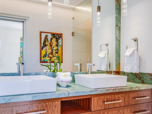 Seven Bedroom Oceanfront Luxury Vacation Estate in Kapalua
