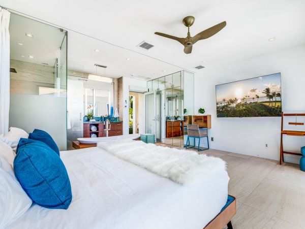 Seven Bedroom Oceanfront Luxury Vacation Estate in Kapalua