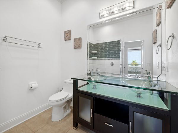Beautiful Home w/ 2 Bedroom and Pool very close Siesta Key Beach