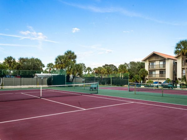 Siesta Key Vacation Condo Two Bedroom Walk to Beach