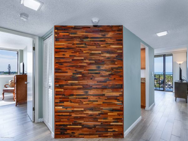 Siesta Key Vacation Condo Two Bedroom Walk to Beach
