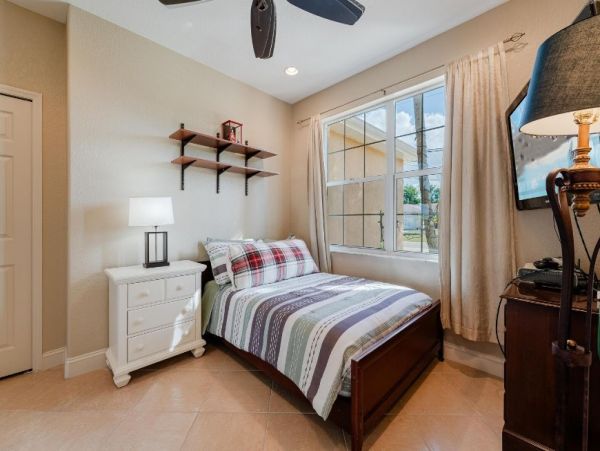 Canal Views Cape Coral Vacation Home Five Bedroom