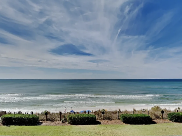 Beachfront Sleeps 10 Guests Scenic 30 A