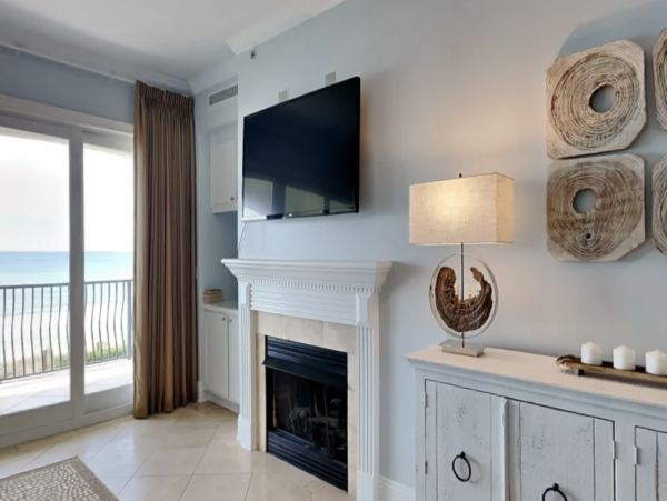 Beachfront Sleeps 10 Guests Scenic 30 A
