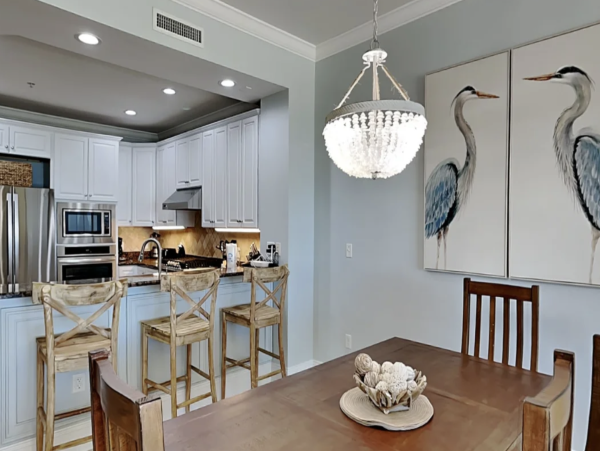 Beachfront Sleeps 10 Guests Scenic 30 A