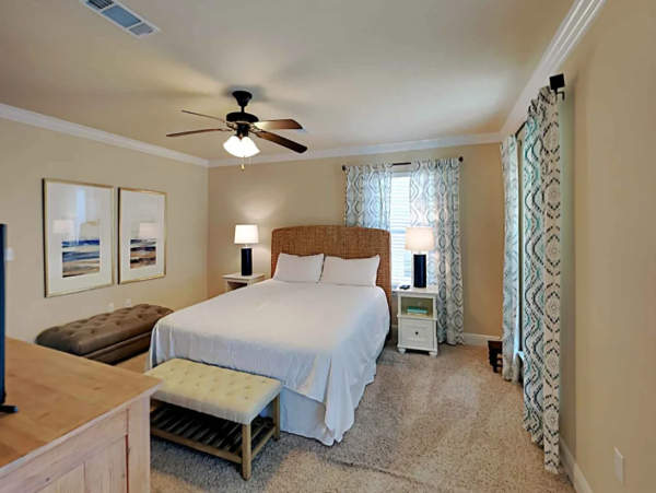 Beaches of South Walton Coastal Home with 3 Bedrooms & Communal Pool