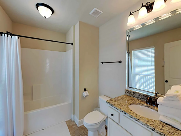 Beaches of South Walton Coastal Home with 3 Bedrooms & Communal Pool
