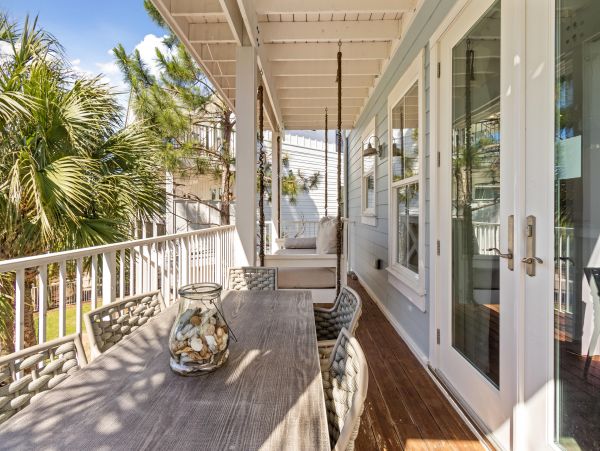Santa Rosa Beach Home for 20 Guests near 30A