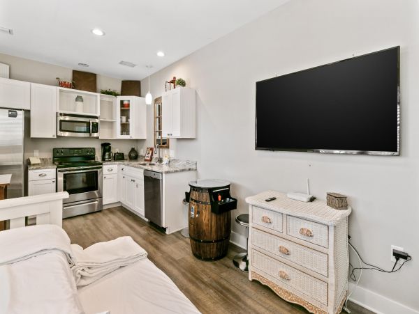 Santa Rosa Beach Home for 20 Guests near 30A
