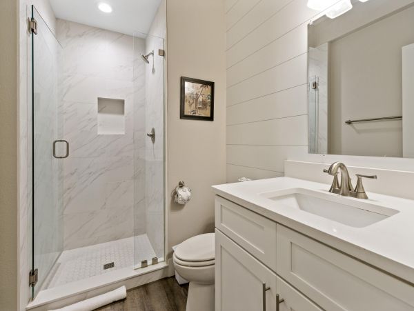 Santa Rosa Beach Home for 20 Guests near 30A