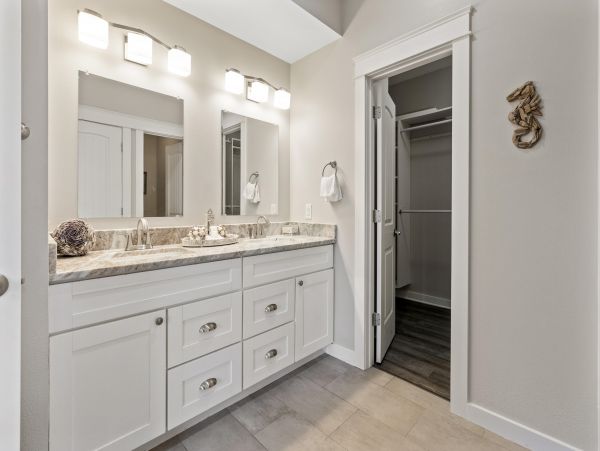 Santa Rosa Beach Home for 20 Guests near 30A