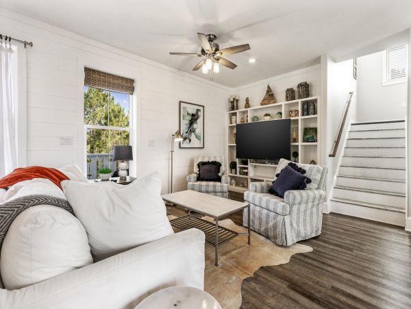 Santa Rosa Beach Home for 20 Guests near 30A