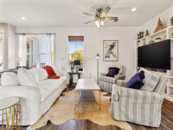 Santa Rosa Beach Home for 20 Guests near 30A