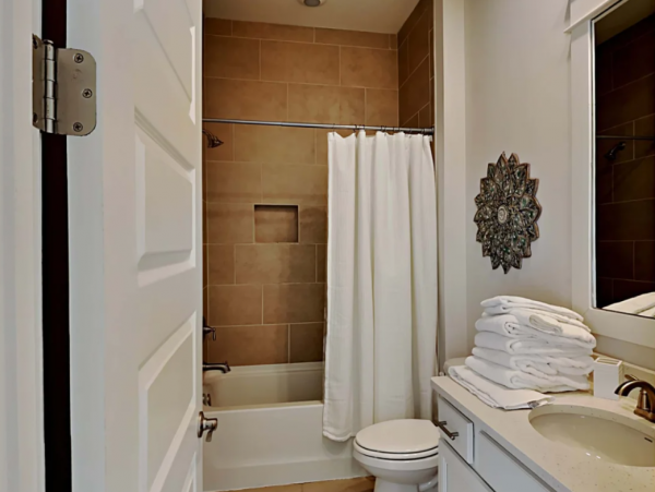 Beautiful 2 Bedroom Vacation Rental in Inlet Beach Sleeps 6