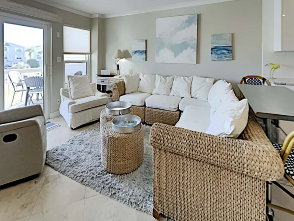 Spacious 3 Bedroom Rental with Great Amenities