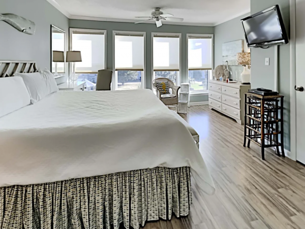 Spacious 3 Bedroom Rental with Great Amenities