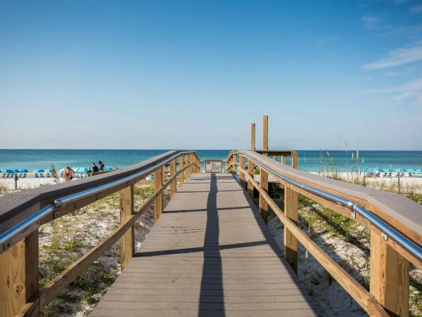 Fort Walton Beach Vacation Rental - Gulf Front Condo with Balcony & Pool