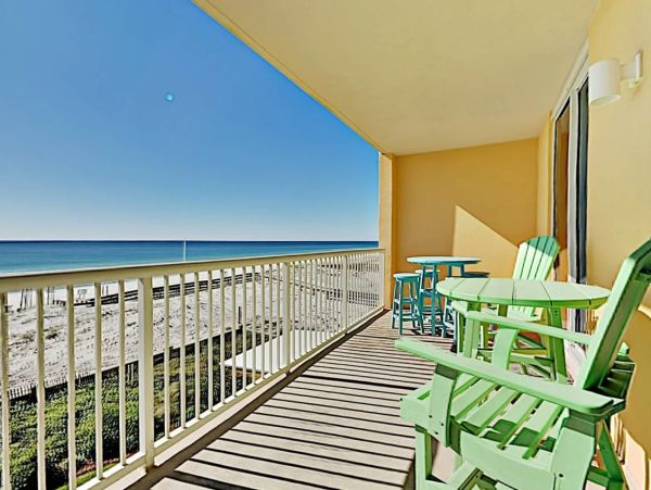 Fort Walton Beach Vacation Rental - Gulf Front Condo with Balcony & Pool
