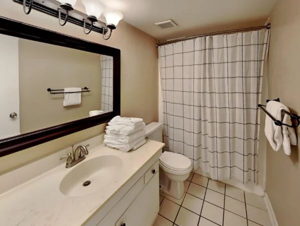 Fort Walton Beach Gulf Front Two Bedroom Vacation Condo