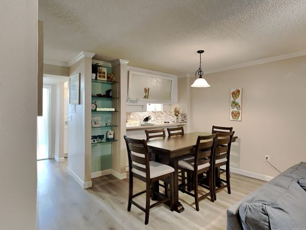 Cozy Gulf Front Vacation Condo with Great Views