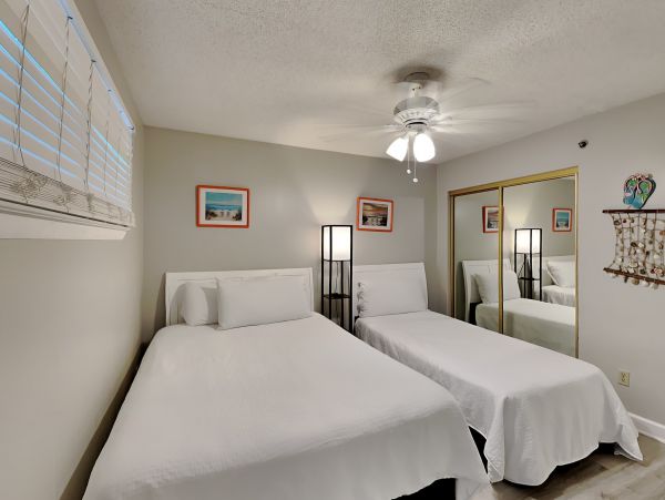 Gulf Front Vacation Rental with Great Views & Amenities