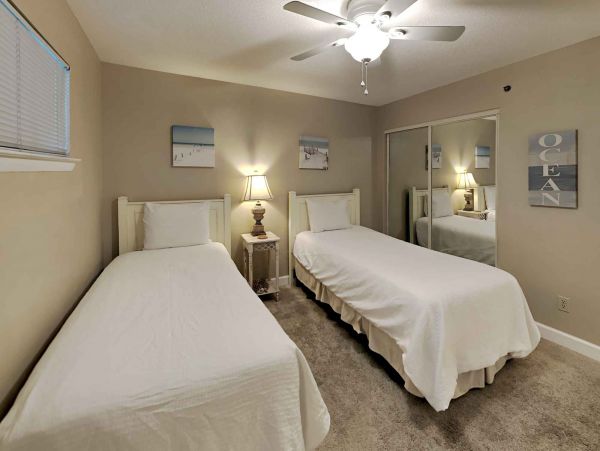Fort Walton Beach Condo with Pool and Gulf Views