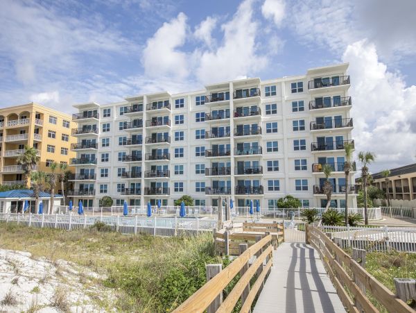 Fort Walton Beach Condo with Pool and Gulf Views