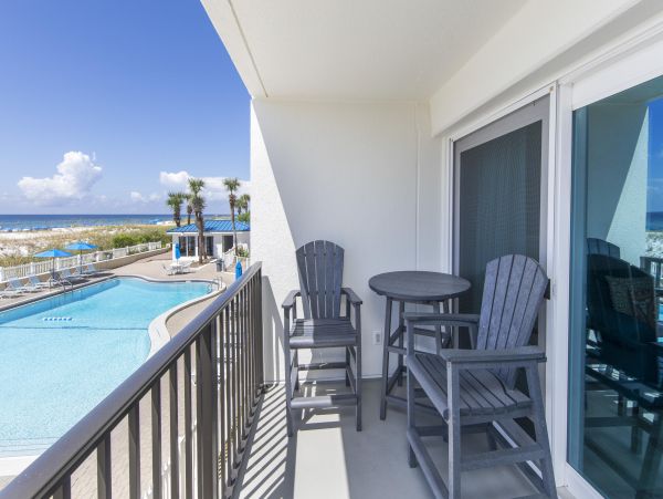 Fort Walton Beach Condo with Pool and Gulf Views