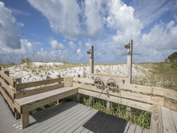Fort Walton Beach Condo with Pool and Gulf Views