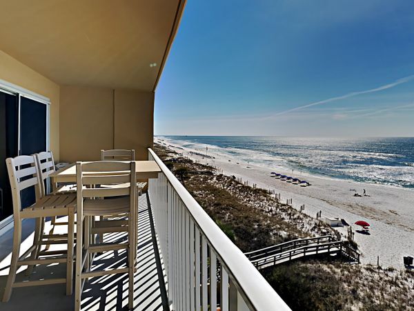 Fort Walton Vacation Rental: Beachfront Bliss Awaits You