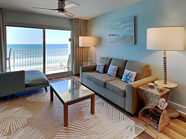 Fort Walton Vacation Rental: Beachfront Bliss Awaits You