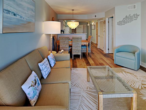 Fort Walton Vacation Rental: Beachfront Bliss Awaits You