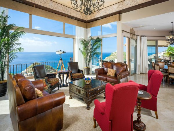Los Cabos Ten Bedroom Villa Overlooking the Beach