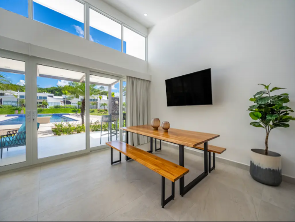 Playa Avellanas Vacation Home with 3 Bedrooms & Shared Pool
