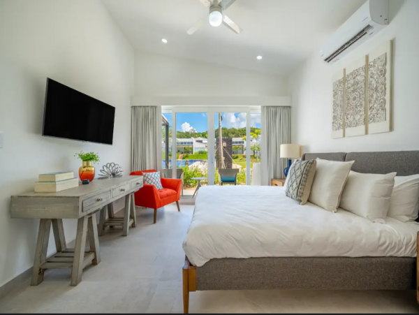 Playa Avellanas Vacation Home with 3 Bedrooms & Shared Pool