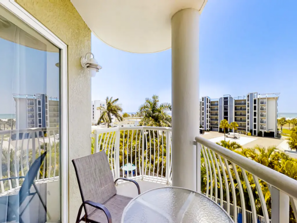 Treasure Island Vacation Condo with 2 Bedroom