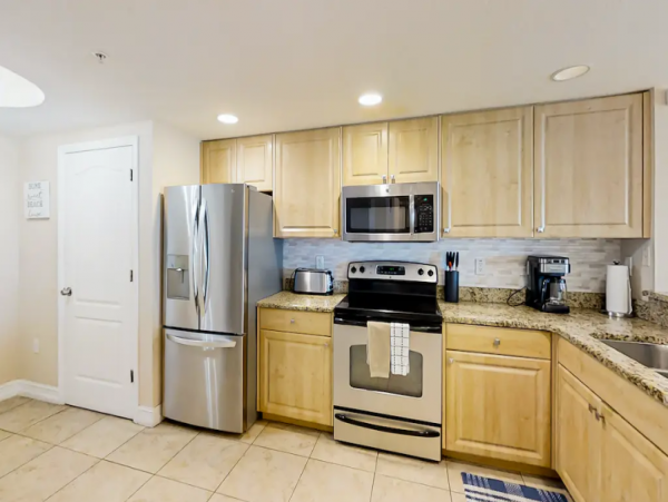 Treasure Island Vacation Condo with 2 Bedroom