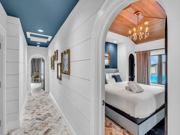 Anna Maria Island Beachfront Home With Private Pool